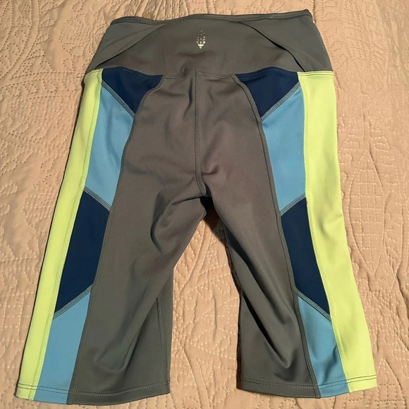 FP Movement Baja Biker Shorts NWOT XS - Picture 9 of 11